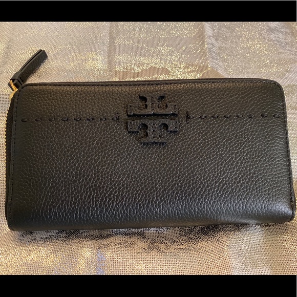 Tory Burch Handbags - 💣NEW💣TORY BURCH WALLET💣